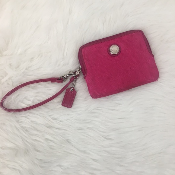 Coach Handbags - Coach Coin Purse Wristlet